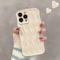 Funda Ondulada Lineal 3D para iPhone 13 Pro