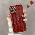 Funda Ondulada Lineal 3D para iPhone 13 Pro - Rojo vino