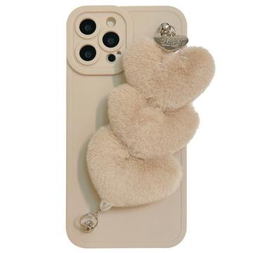 Funda iPhone 15 Pro con pulsera de corazón esponjoso - Beige